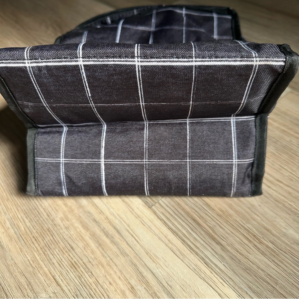 PackIt Black White Plaid Freezable Lunch Bag - Picture 5 of 8
